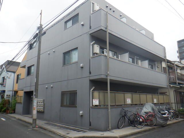 ラーク・ヒルズ