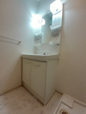 【洗面所】 | サニー | 使いやすい洗面所です