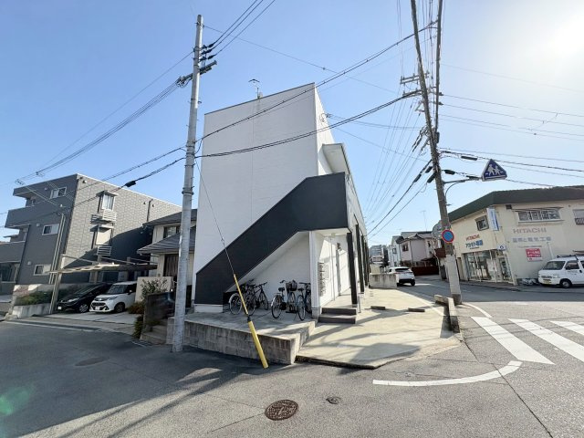 ☆一棟アパート☆シンフォニー大久保　Symphony Okuboの外観