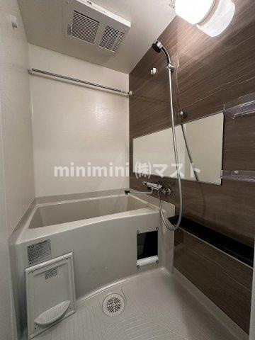 プレサンス朝潮橋ベイ・ブリーズの浴室