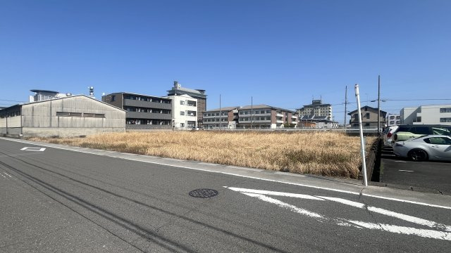 9区画分譲地　須賀3丁目の前面道路含む現地写真|西側道路