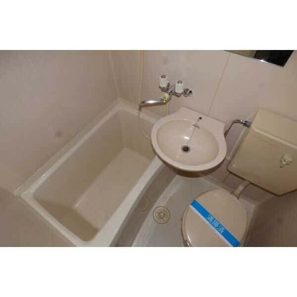 リード岡崎２４８の浴室