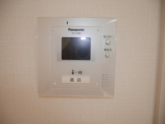 豊岡市京町のアパートのセキュリティ|ＴＶインターホン付きで安心ですね(^^)/