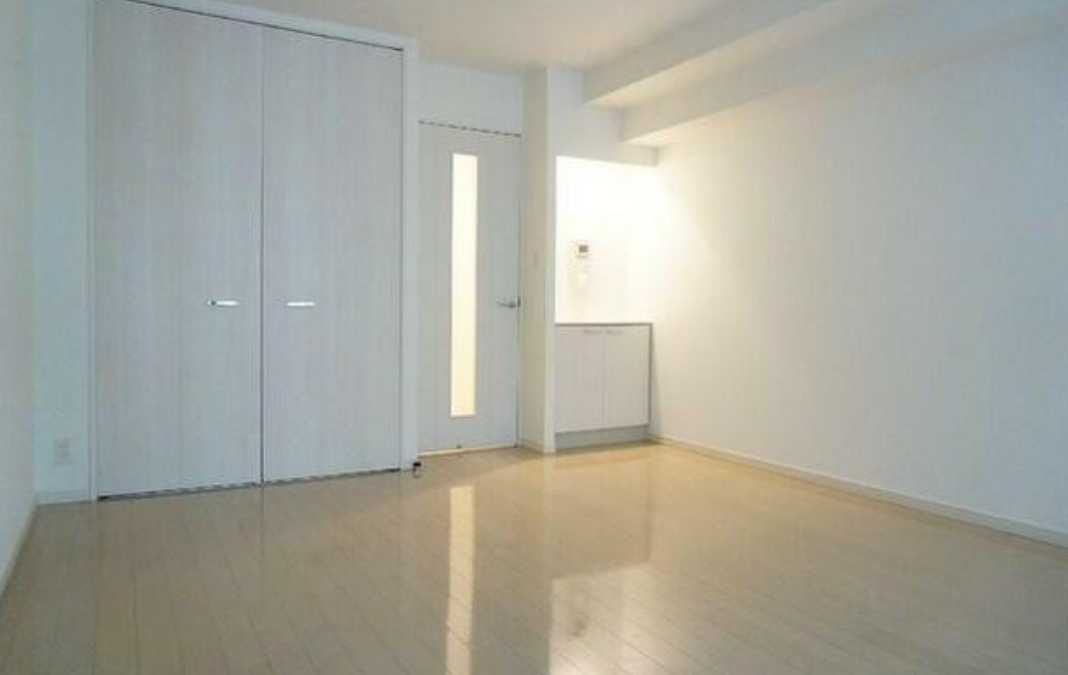 プロスペクト渋谷道玄坂　ペット相談　ネット無料　礼金0の居間・リビング