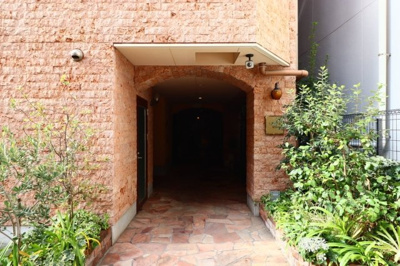 【エントランス】 | リスレーヌ蔵前