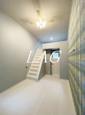 【居間・リビング】 | ＦＵＬＬＭＯＯＮ | 洋室のお部屋です。