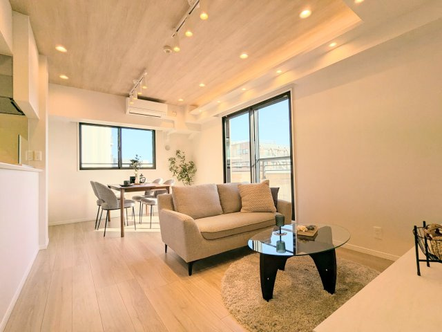 ファミール浅草シティウエストのその他|～リビング写真～