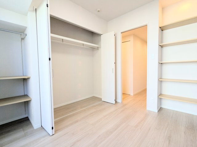 ファミール浅草シティウエストの子供部屋|～収納たくさん居室写真～