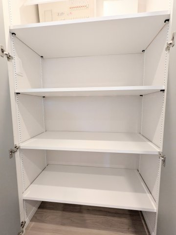 ファミール浅草シティウエストの収納|～廊下 収納写真～