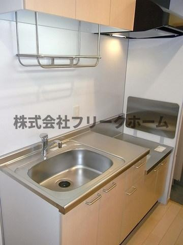 小金井市中町２丁目のアパートのキッチン