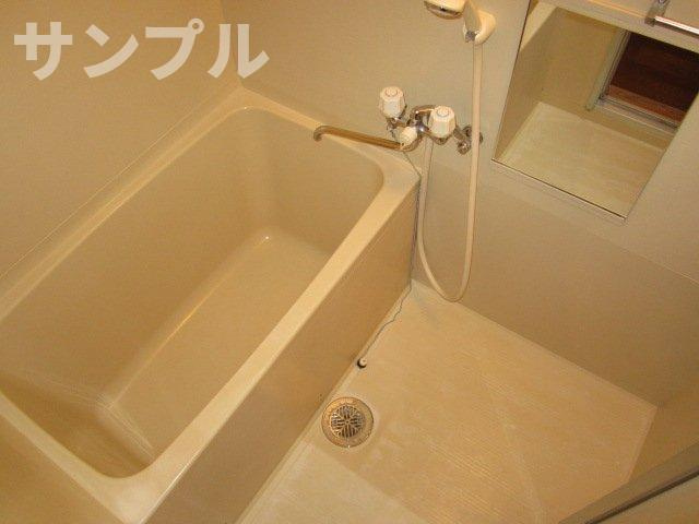 カーサマツオカの浴室|カーサマツオカ