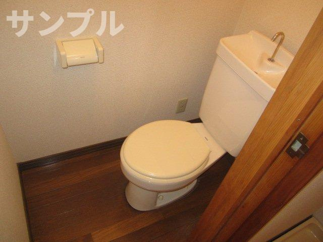 カーサマツオカのトイレ|カーサマツオカ