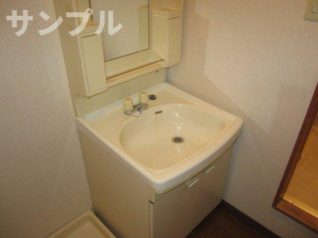 カーサマツオカの洗面所|カーサマツオカ