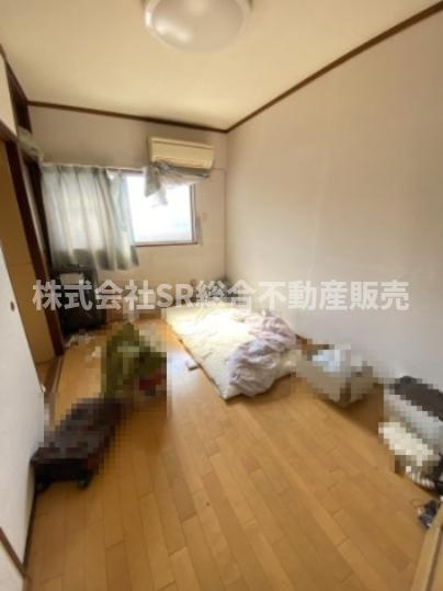 上六万寺町中古テラスハウスの寝室|落ち着いて過ごせるお部屋なので、寝室にいかがでしょうか