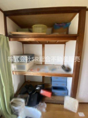 上六万寺町中古テラスハウスの収納|十分な収納スペースがあります