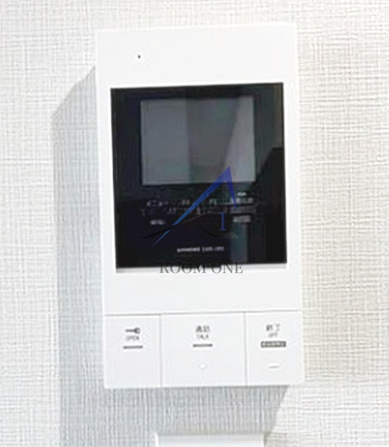 GENOVIA六町のセキュリティ|モニター付きインターホンです。