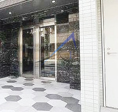 ＳＱＵＡＲＥ　ＣＩＴＹ　ＮＩＳＨＩＤＡＩ　ＡＺのエントランス|エントランスです。