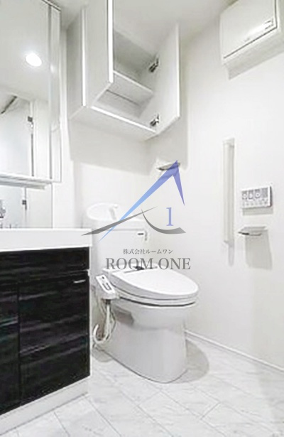 ＳＱＵＡＲＥ　ＣＩＴＹ　ＮＩＳＨＩＤＡＩ　ＡＺのトイレ|トイレです。