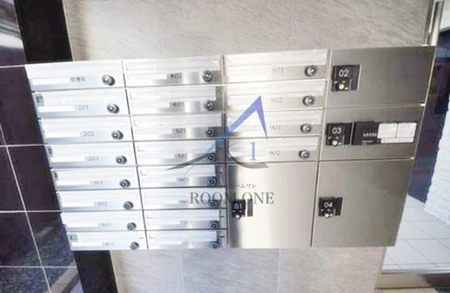 緑3丁目マンションのその他共用部分|集合ポスト、宅配ボックスです。