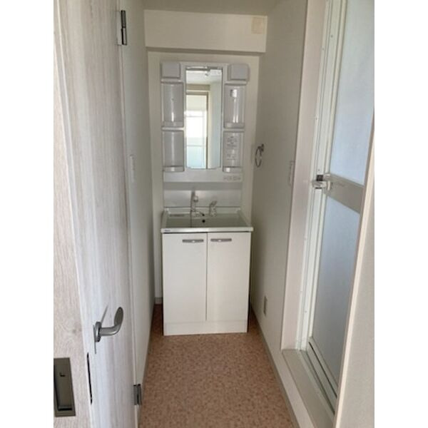 ハッピーコート魚崎の玄関