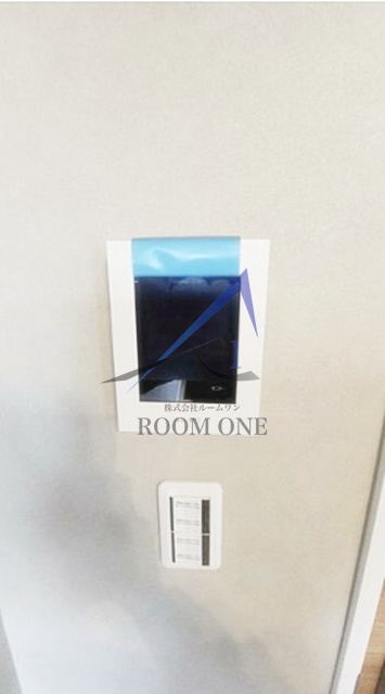 パインヒルズ曳舟のセキュリティ|モニター付きインターホンです。