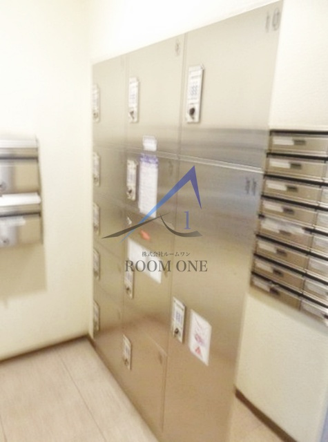 サンテミリオン門前仲町のその他共用部分|宅配ボックスです。