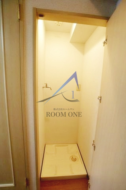 サンテミリオン門前仲町の設備|洗濯機置き場です。