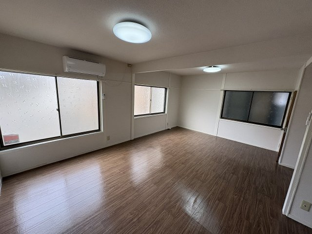 【居間・リビング】 | 海辺町1番町貸家