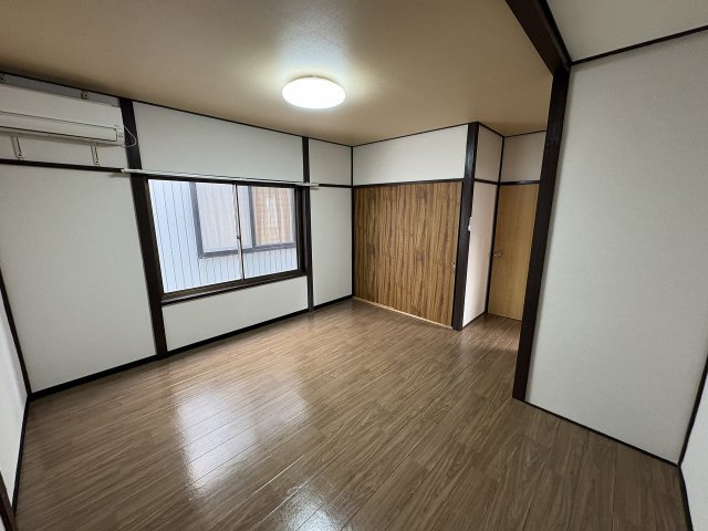 【寝室】 | 海辺町1番町貸家