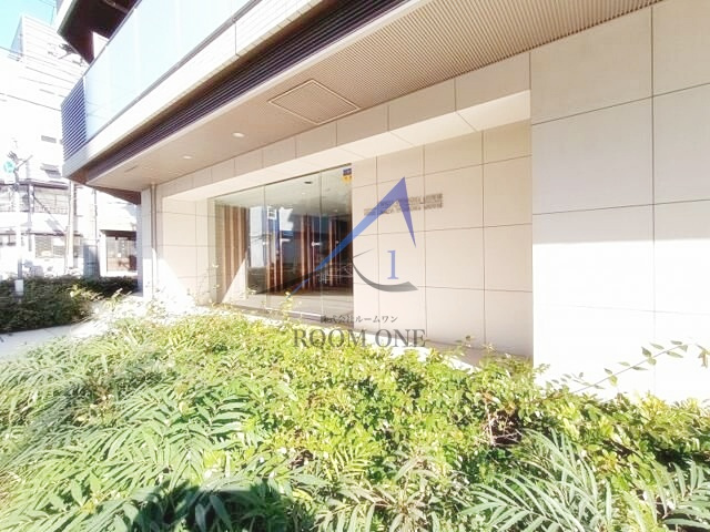 クレイシア両国レジェールのエントランス|エントランスです。