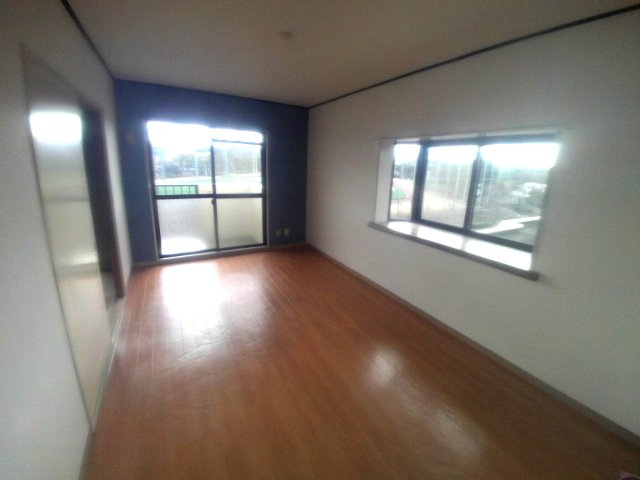 リバティビルの洋室