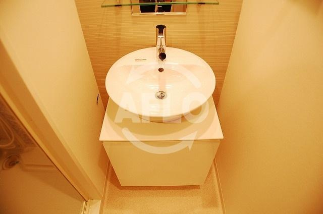 S-RESIDENCE難波Brillerの独立洗面台|S-RESIDENCE難波Briller　独立洗面化粧台