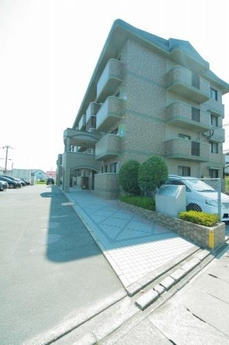 福岡市南区柳瀬１丁目の賃貸マンションのエントランス|エントランス写真