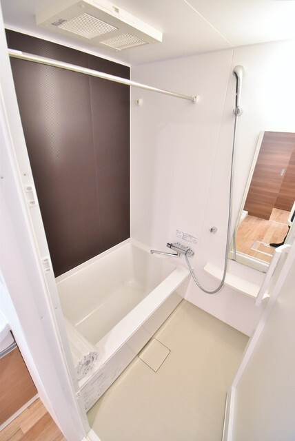 ＣＯＺＹ岡崎城の浴室|同型のイメージです。