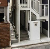 北区赤羽北２丁目のアパートのエントランス