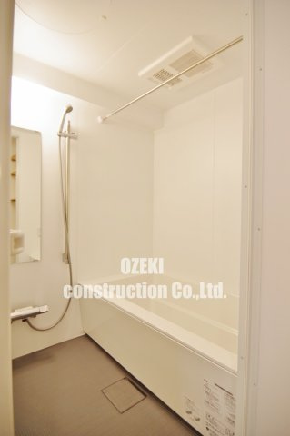 EVERTOW　Colore　SENGENDAIの浴室