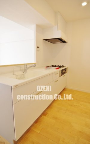 EVERTOW　Colore　SENGENDAIのキッチン