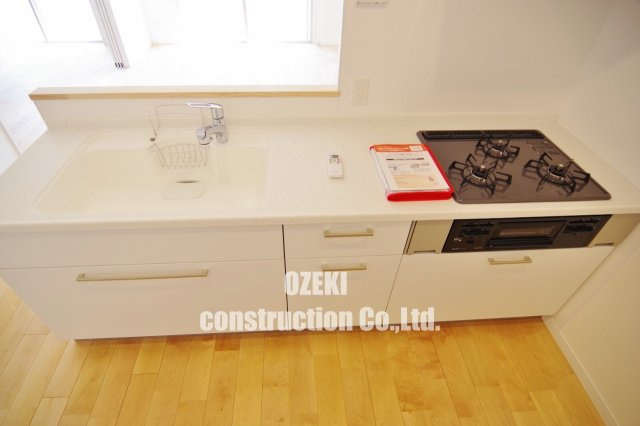 EVERTOW　Colore　SENGENDAIのキッチン