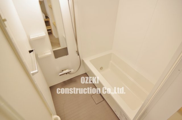 EVERTOW　Colore　SENGENDAIの浴室