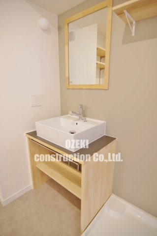 EVERTOW　Colore　SENGENDAIの独立洗面台