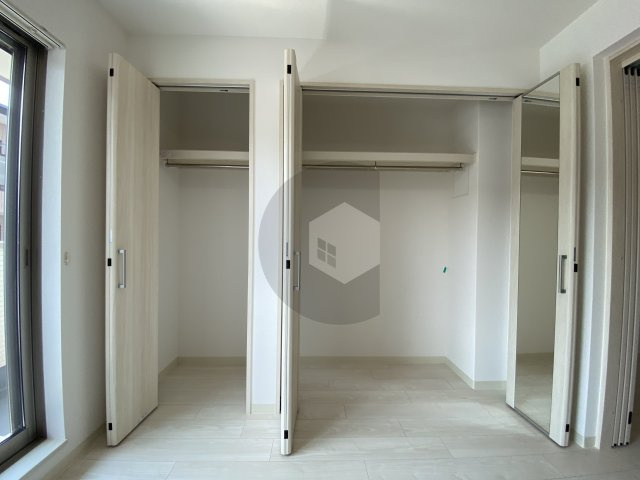 クリエオーレ御厨東の収納