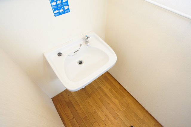 三輪マンションの洗面所