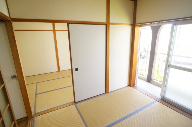 三輪マンションの和室