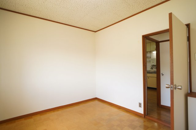 三輪マンションの内装