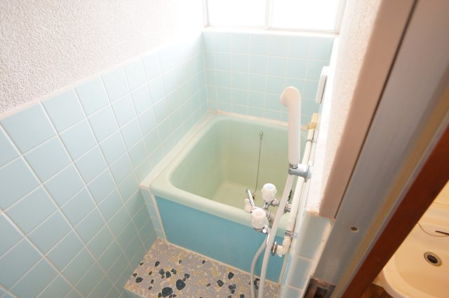 三輪マンションの浴室