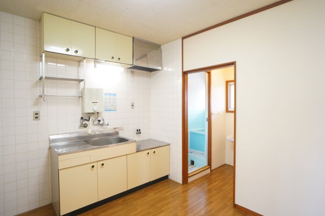 三輪マンションのキッチン