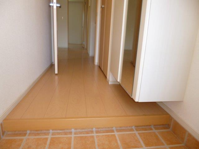 メゾン　ド　シフォンの収納