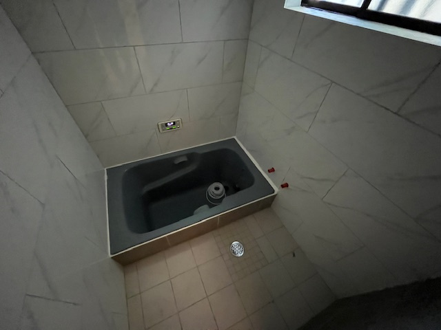 唐国町戸建の浴室