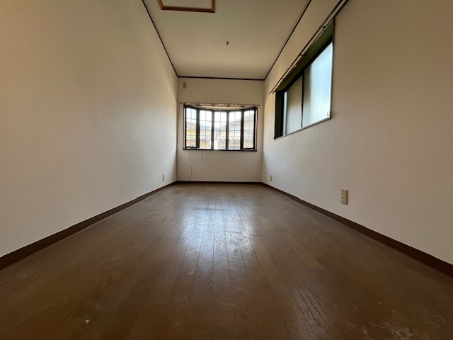 唐国町戸建の居間・リビング