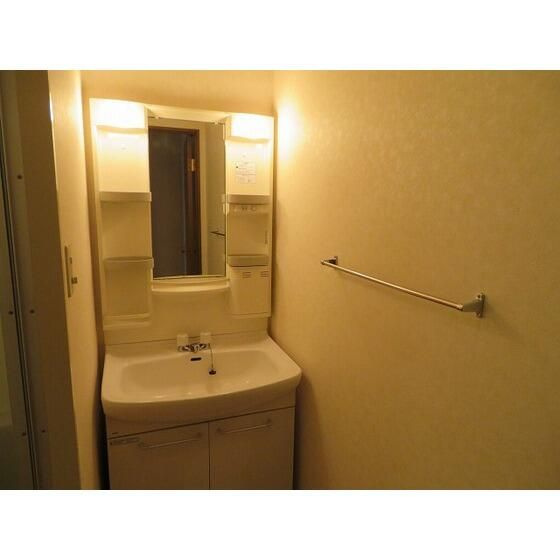 モノリス・ワンの独立洗面台